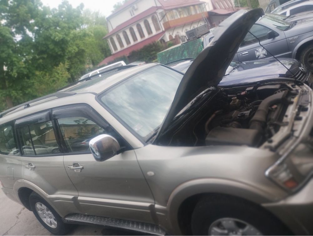 Mitsubishi Pajero Wagon 3  Дизель 3,2
