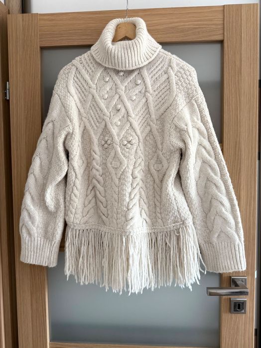 Zara sweter oversize warkocze frędzle