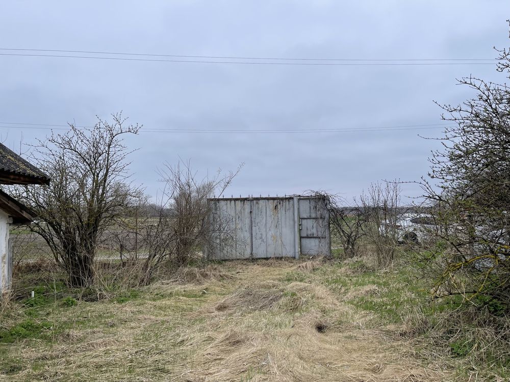 Будинок + 1 га землі біля озера та санаторію “Пролісок”