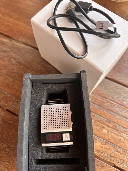 Relógio Digital Nixon