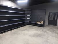 Стелажі в магазин, касові зони, холодильники і інше торгове обладнання