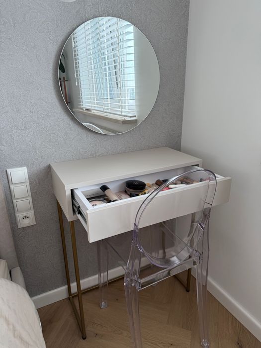 Komoda/konsola/toaletka