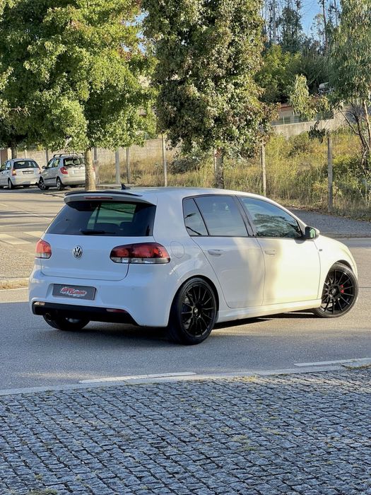 VOLKSWAGEN GOLF 6 1.6 TDI R-Line