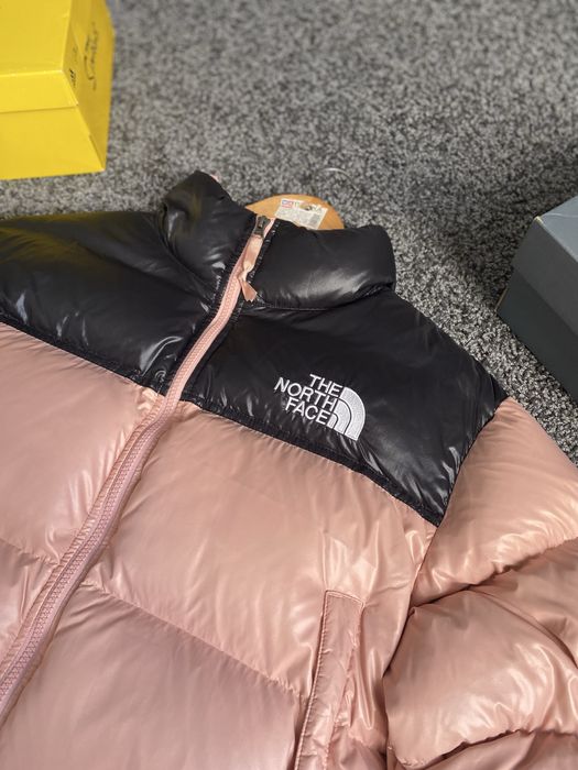 Укорочений дутий топ - пуховик the north face 700 nupts