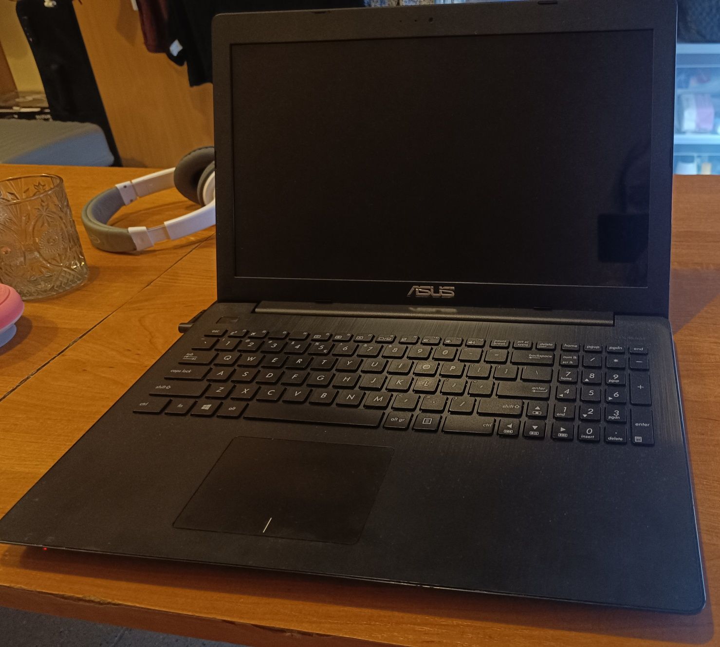 Sprzedam używany Laptop Asus