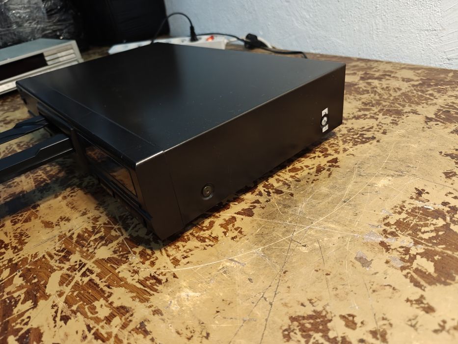 Odtwarzacz CD Technics SL-PG380A