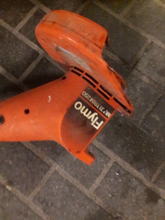 piły spalinowe I podkaszarki