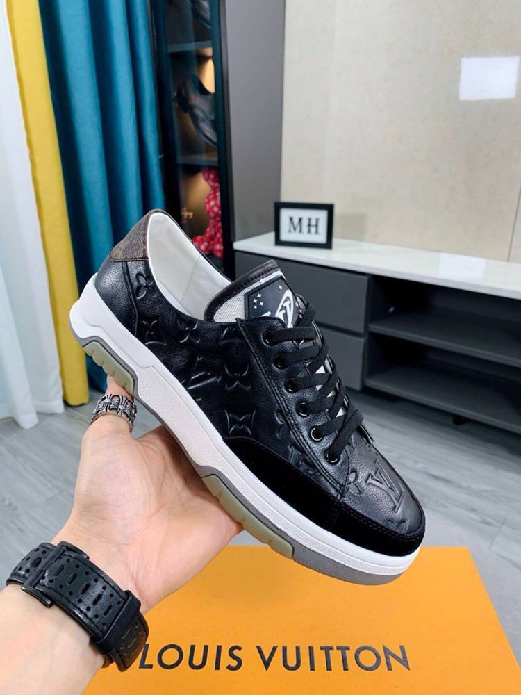 Мужские оригинальные черные кроссовки с тиснением Louis Vuitton black