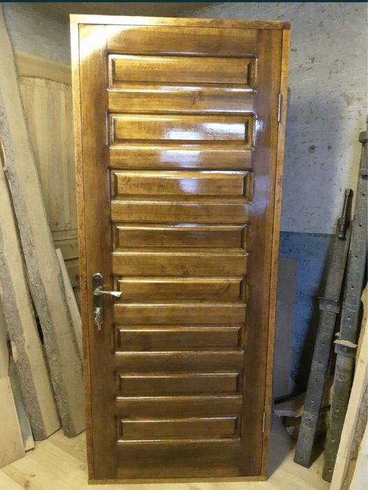 Двері на замовлення