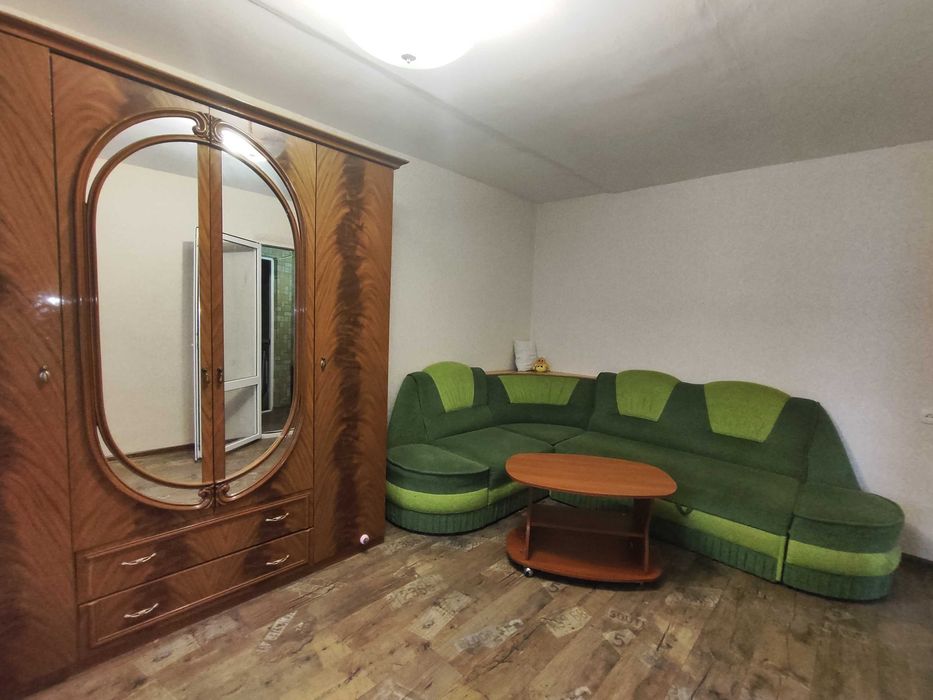 Здається 1кімнатна кв-ра в центрі