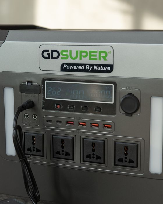 Зарядна станція GD SUPER HL 3000W 24V