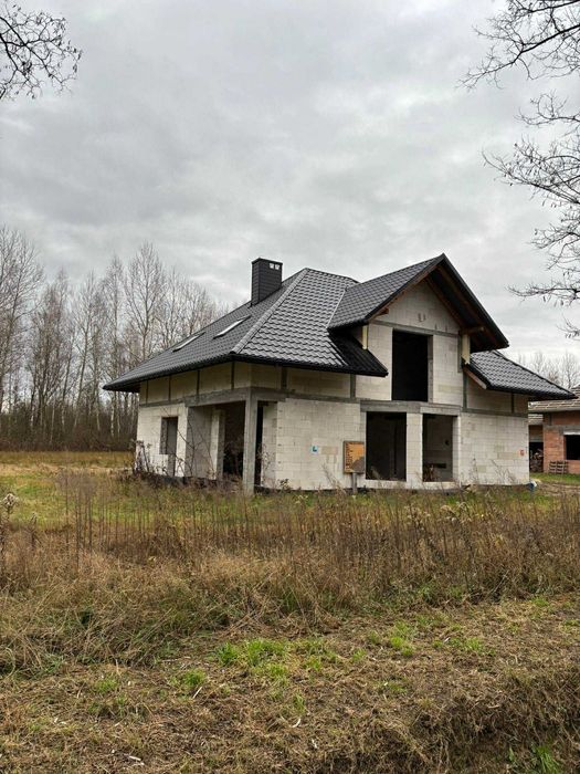 Sprzedam dom w stanie surowym