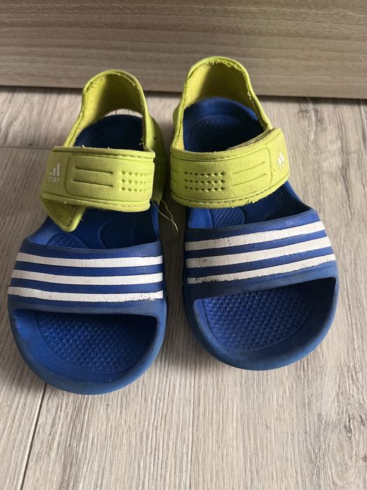 Sandały adidas rozmiar 25