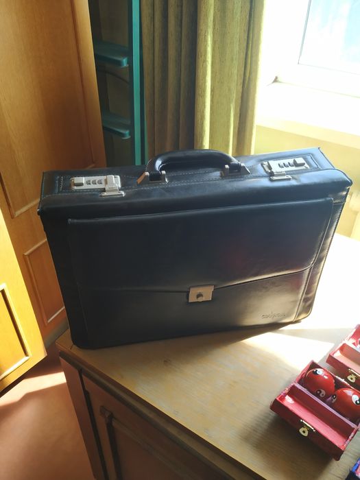 Чумоданчик-дипломат, потёртый, винтажный стиль