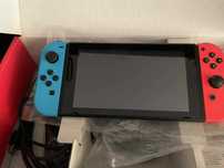 Konsola Nintendo Switch + Pad Cobra + Pad Battletron