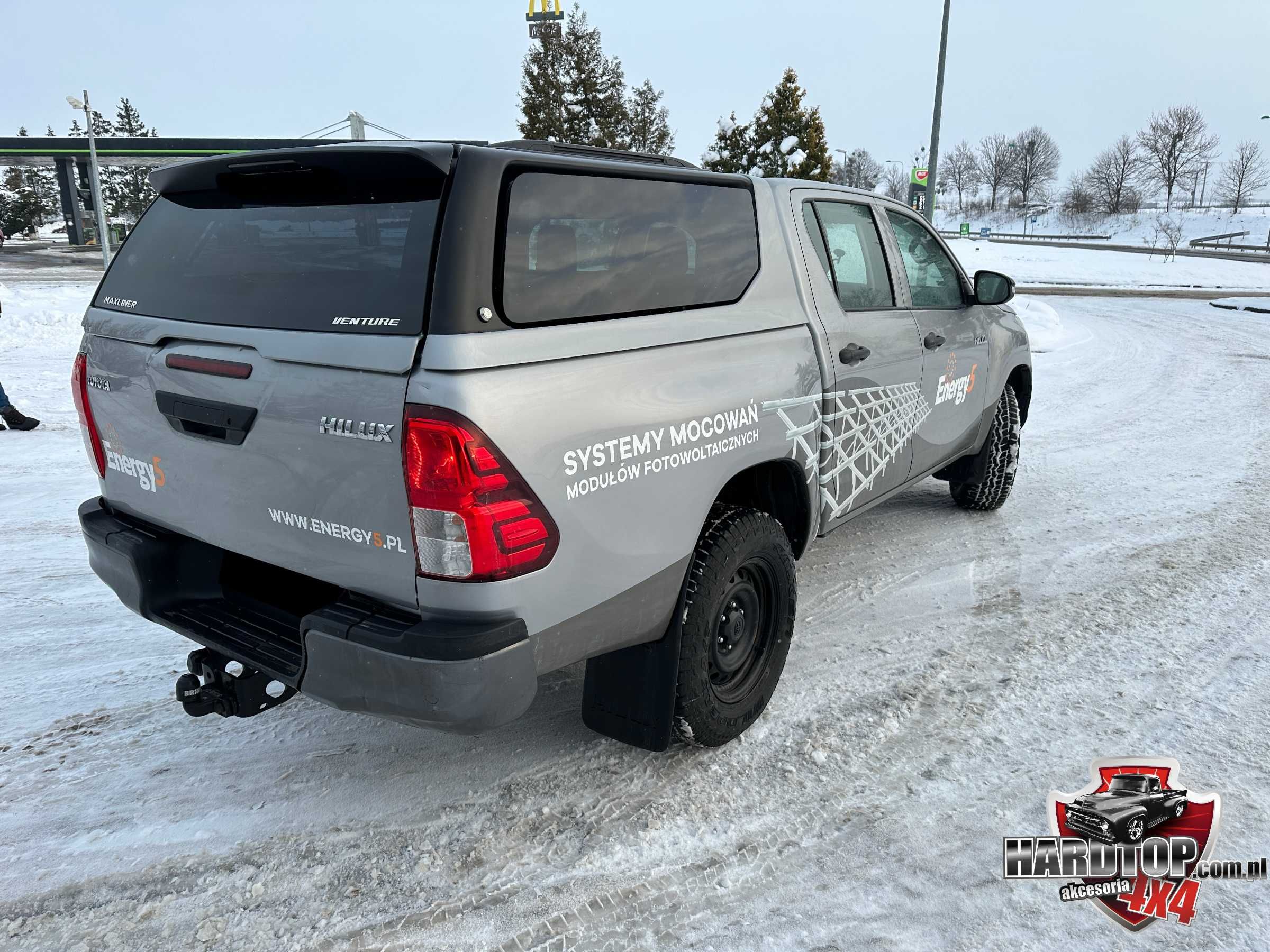 Zabudowa Toyota Hilux Revo Hardtop Premium VENTURE