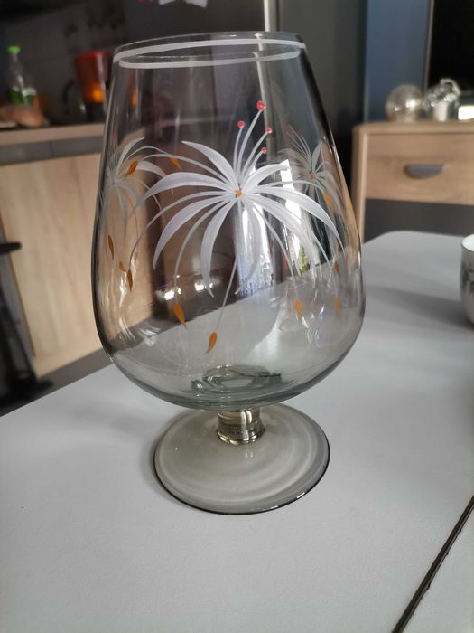 Szkło dekoracyjne malowane