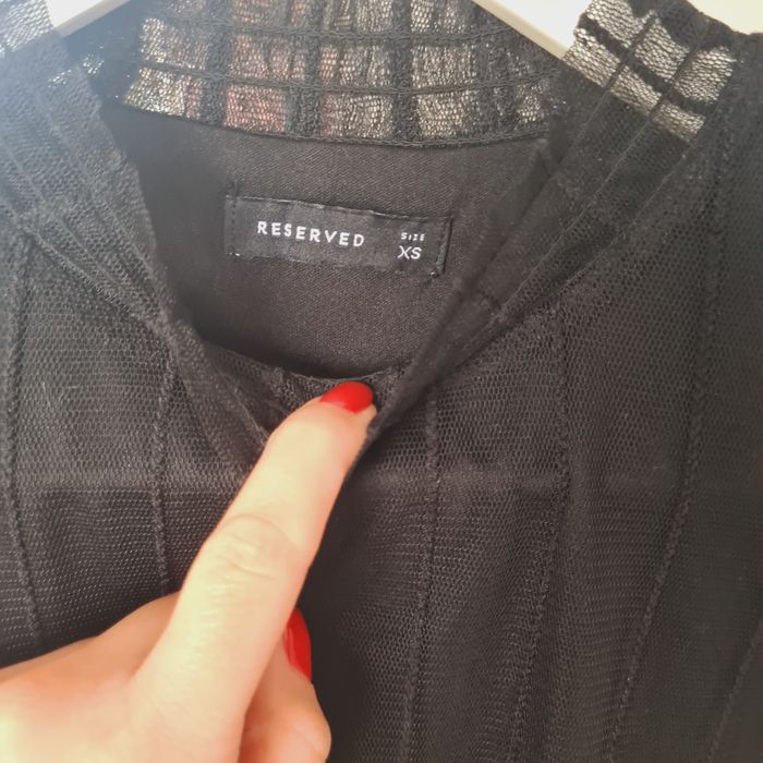 Czarna elegancka sukienka idealna na sylwestra ,nowa od Reserved