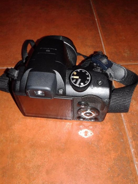 Fujifilm FinePix S4000