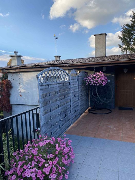 Mieszkanie z działką na sprzedaż