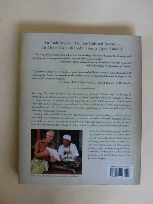 Pray, Magic, Heal: The Story  of KETUT LIYER
de David J. Stuart-Fox