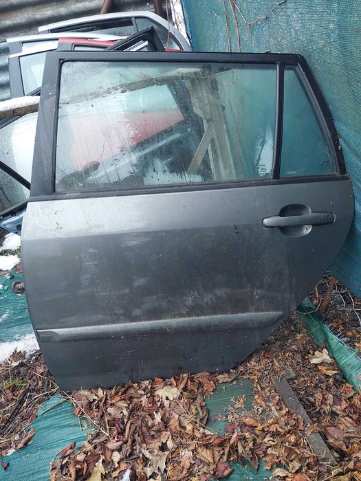 Toyota corolla e12 kombi 1c3 drzwi lewe tylne tyl