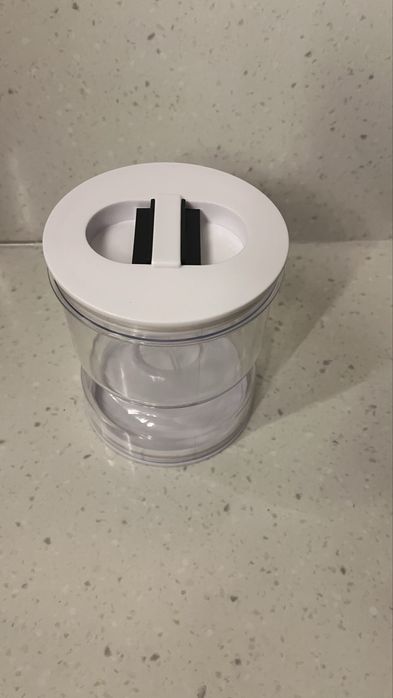 Емкость для оливок