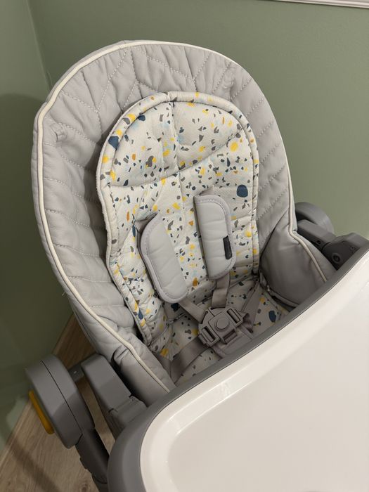 Krzesełko do karmienia Kinderkraft Lastree 2w1
