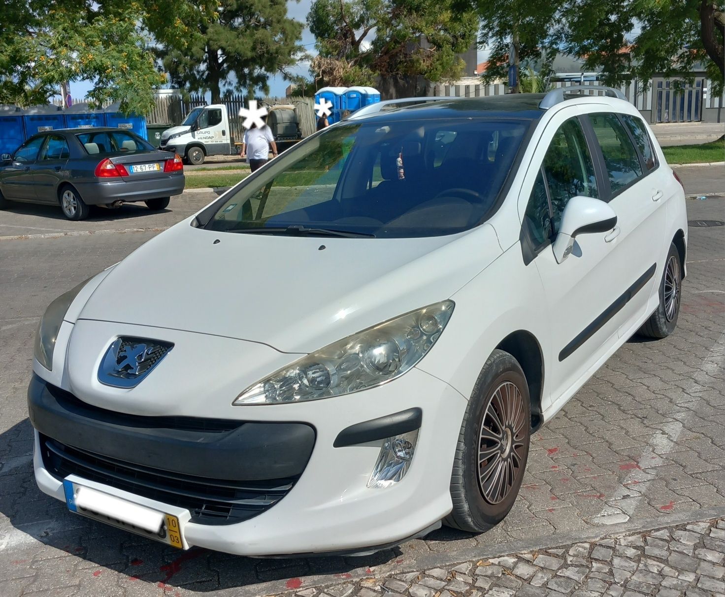 CARRINHA PEUGEOT 308SW COM TETO PANORÂMICO.Em muitíssimo bom estado.