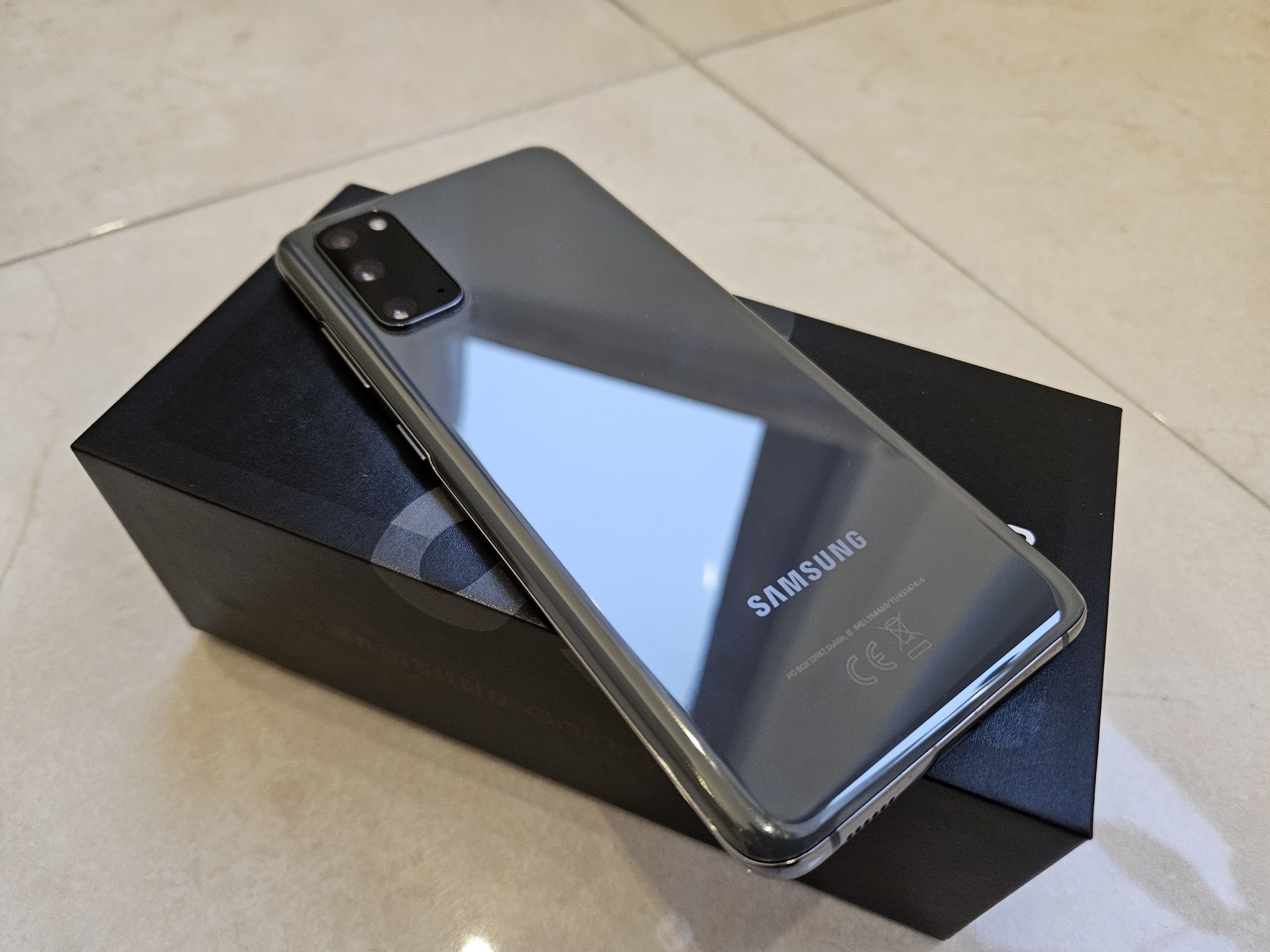 Samsung Galaxy S20, Zestaw !!!
