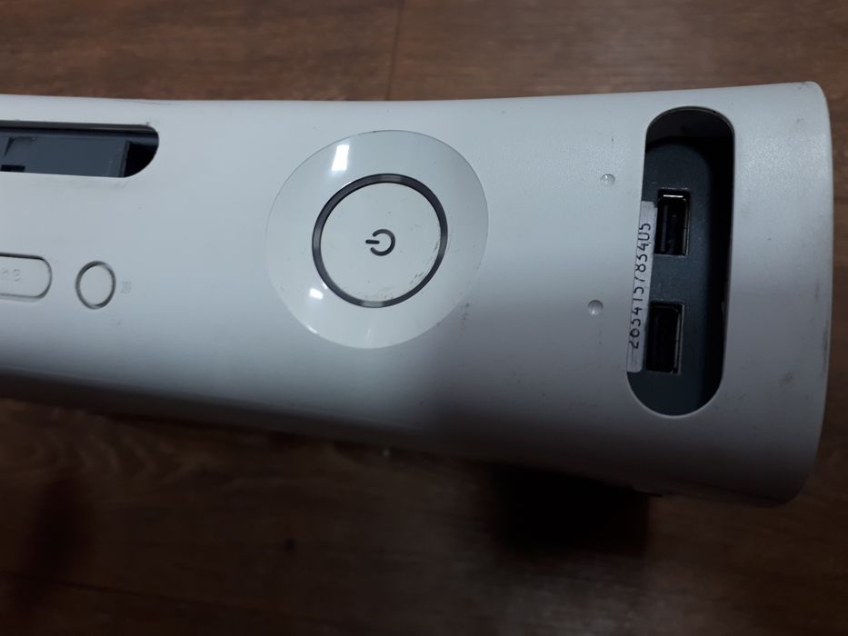 Microsoft Xbox 360 120Gb.