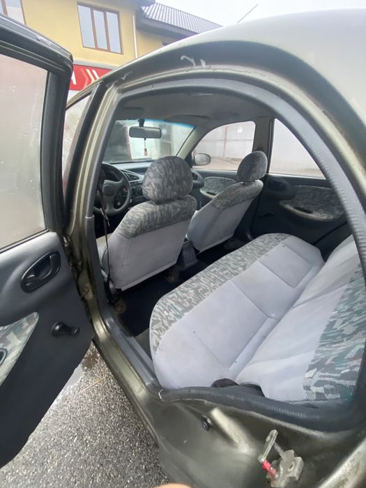 Део Ланос 1.5 бензин