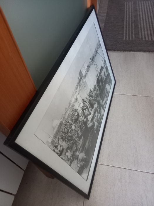 Quadro antigo com moldura preto