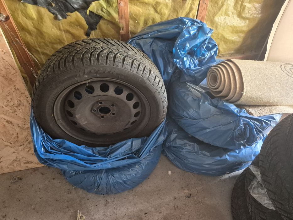 Zimowe opony NEOLIN 205/55 R16 94V M+S z felgami stalowymi – komplet