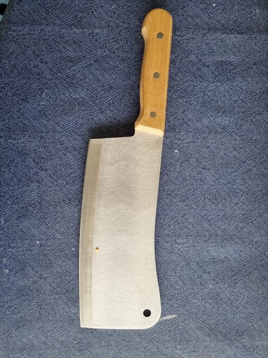 Cutelo Novo nunca usado ainda na caixa