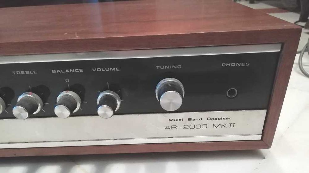 Heathkit AR-2000 MK II - Amplificador