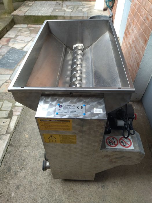 Desengaçador de uvas Arno 25