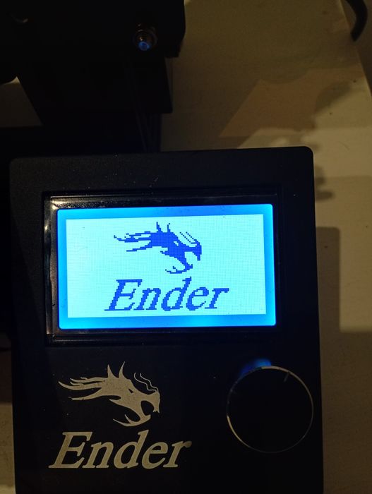 Sprzedam drukarkę 3d ender3