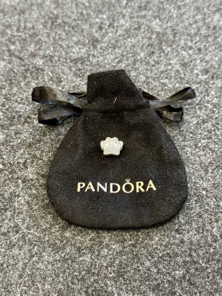 Pandora шарми
