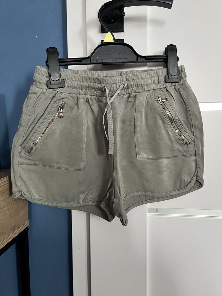 158 H&M szorty spodenki khaki