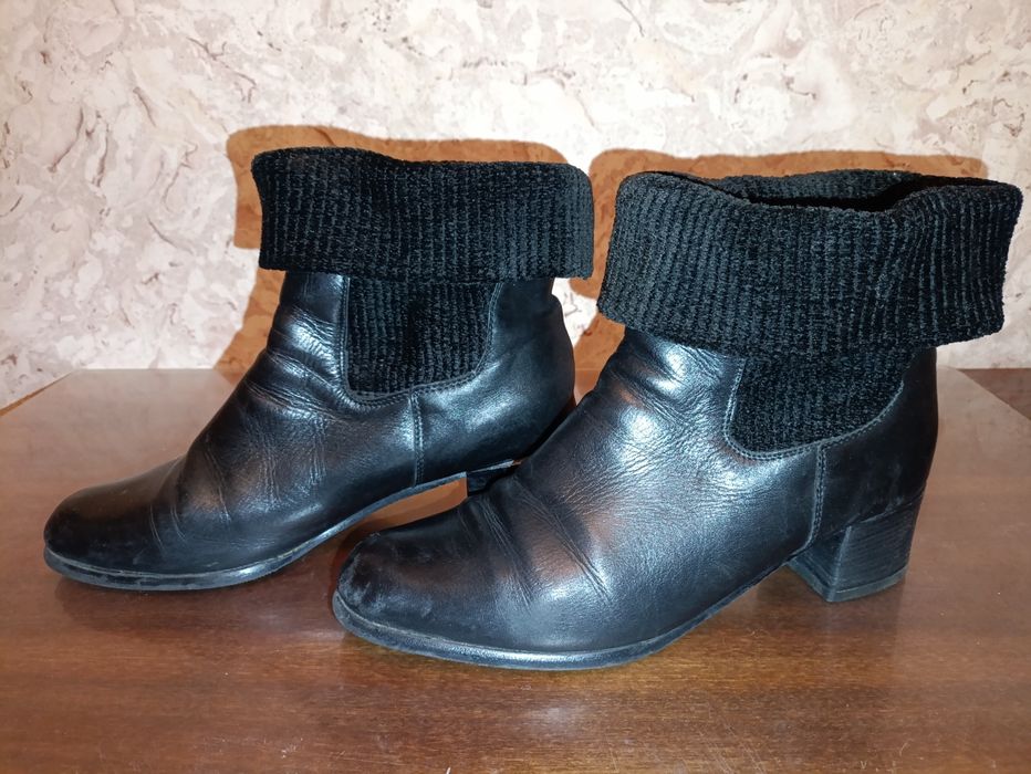 Чоботи жіночі шкіряні