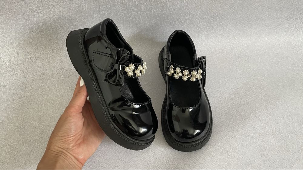 Туфлі для дівчинки розмір 32 устілка 19 см