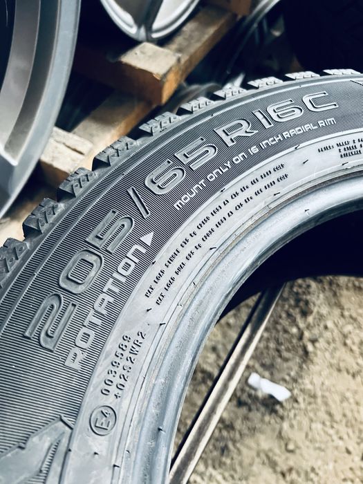 Шини Резина Зимові 205 65 16C Nokian Snowproof C 4шт