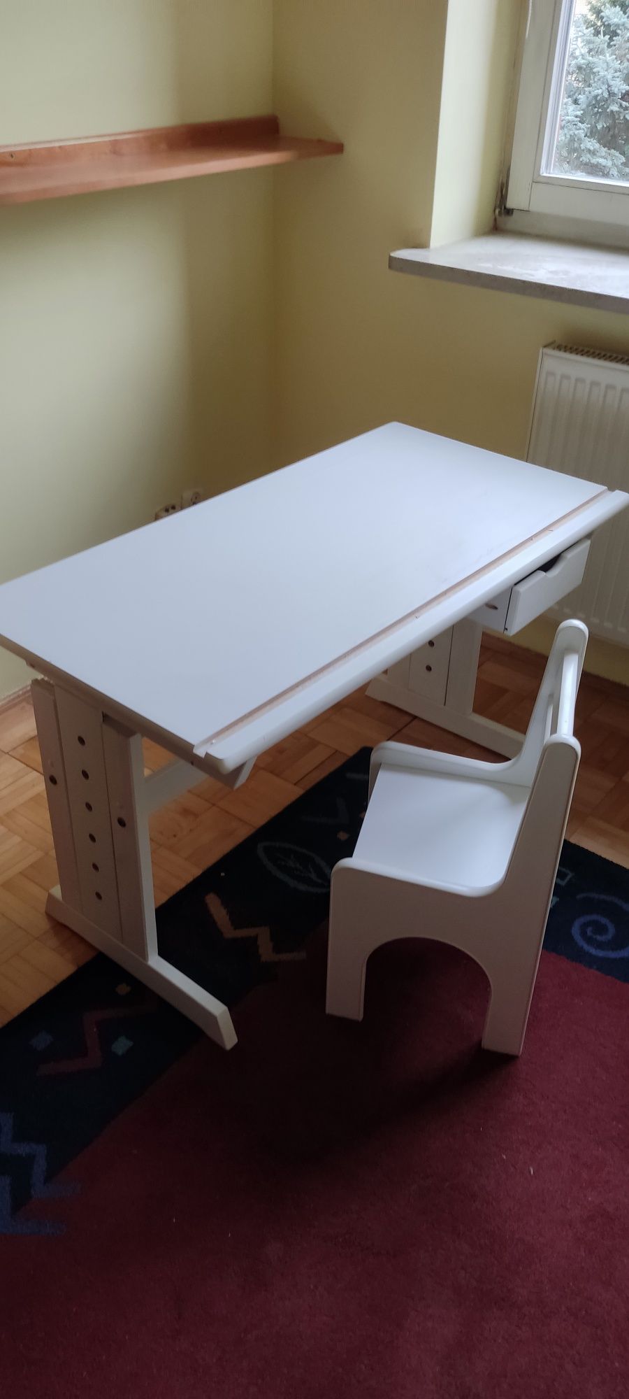 Biurko stół kreślarski i krzesełko dla dziecka