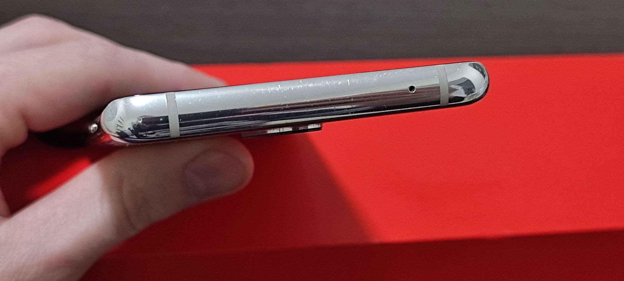 One plus 8 8/128