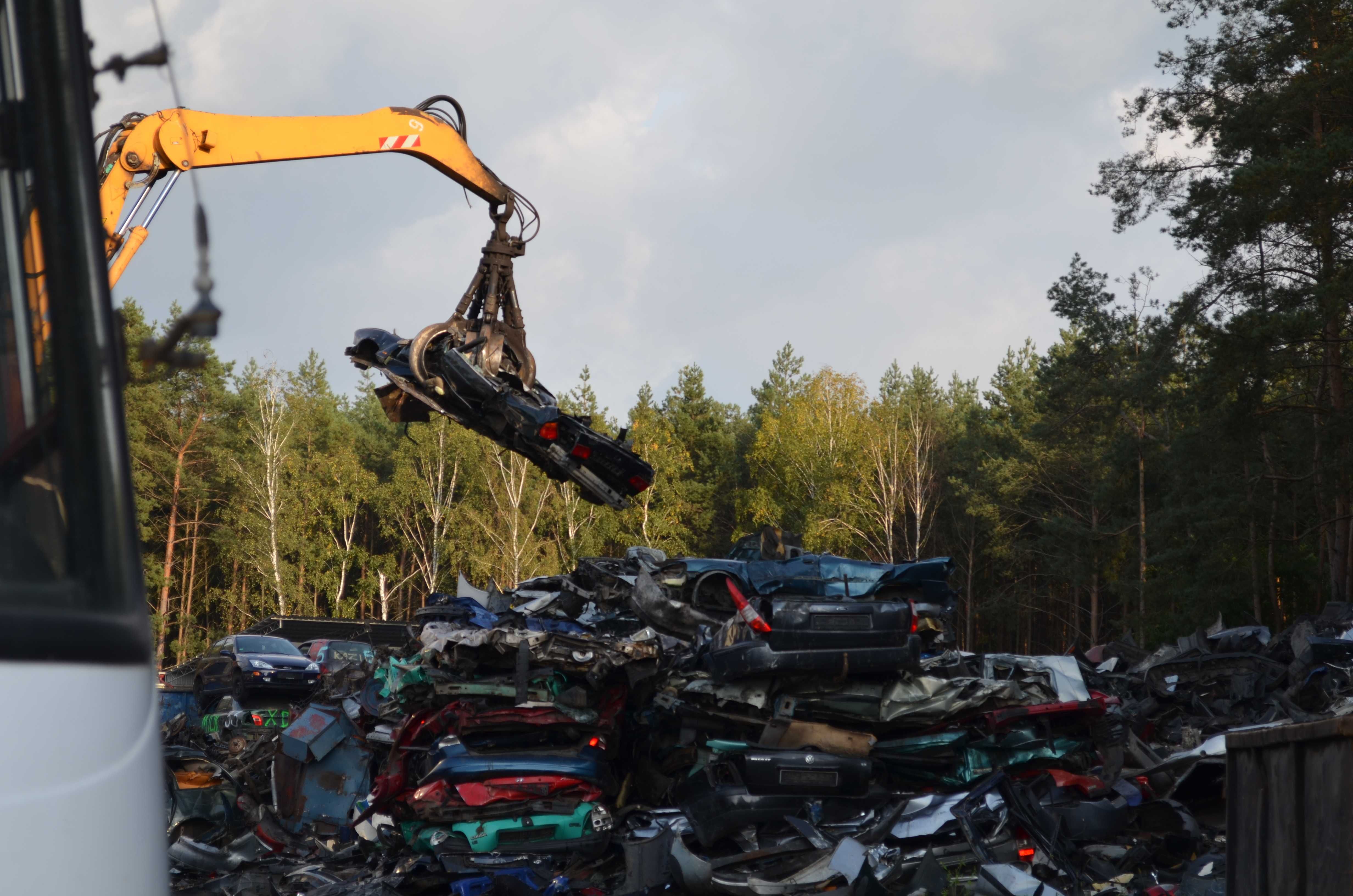 Złomowanie pojazdów Kasacja Aut Skup Autozłom Demontaż