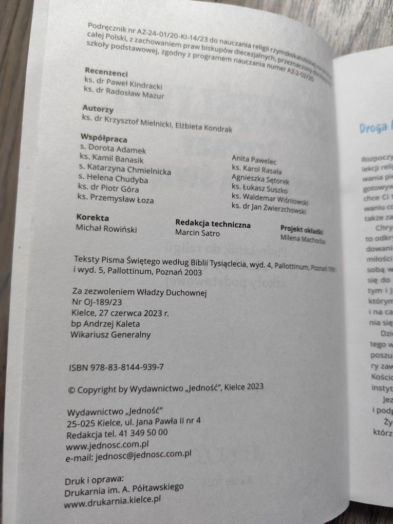"Szczęśliwi, którzy zdobywają świętość"- podręcznik do religii kl 8