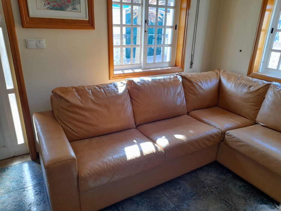 Sofá de sala com modo colchão