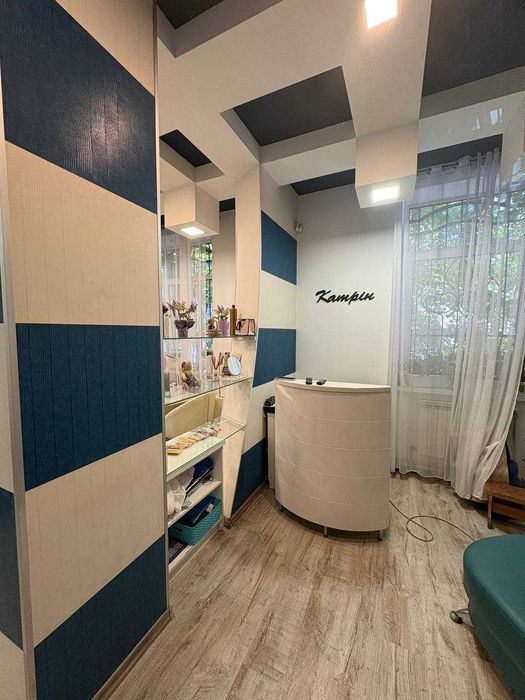 Оренда робочих місць у салоні краси (перукар, косметолог, масажист)