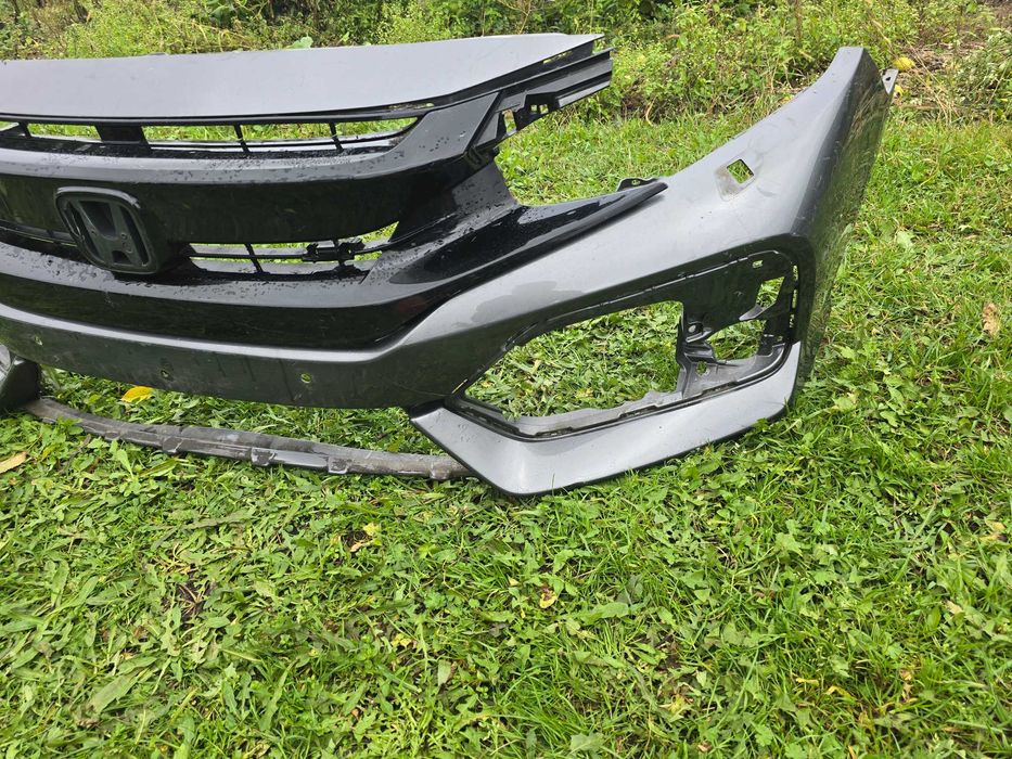 zderzak przód Honda Civic X 10